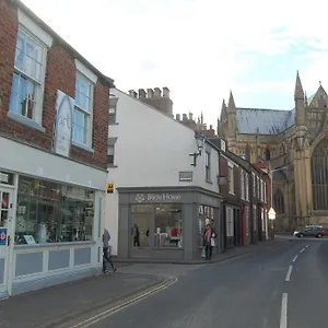 Potts Of Flemingate 3*, Beverley United Kingdom