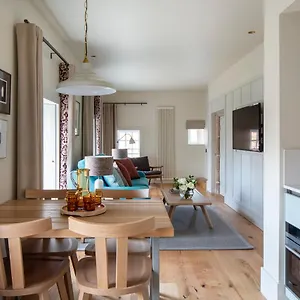 Cheval Abbey Apartments, At Holyrood Appart hôtel